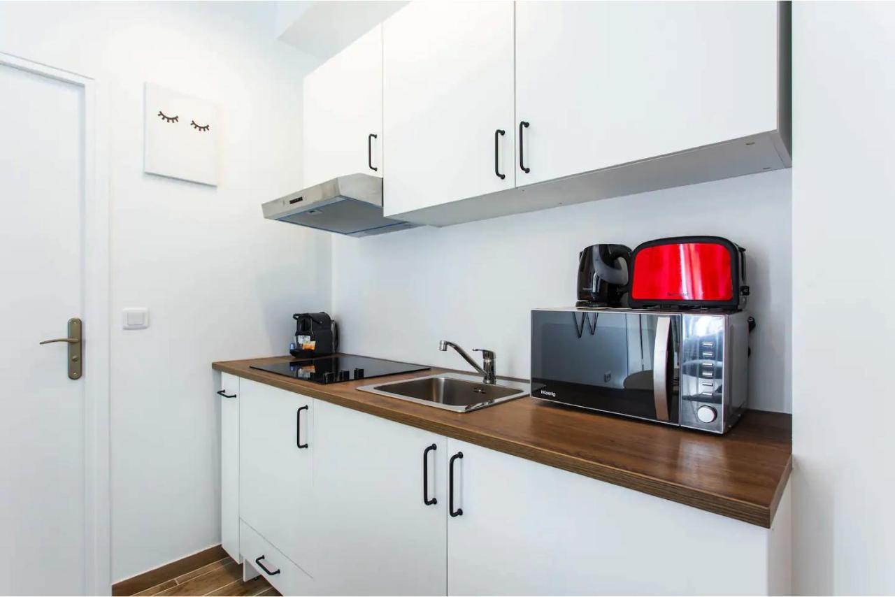 Cmg Place De Clichy - Metro Europe Apartman Párizs Kültér fotó
