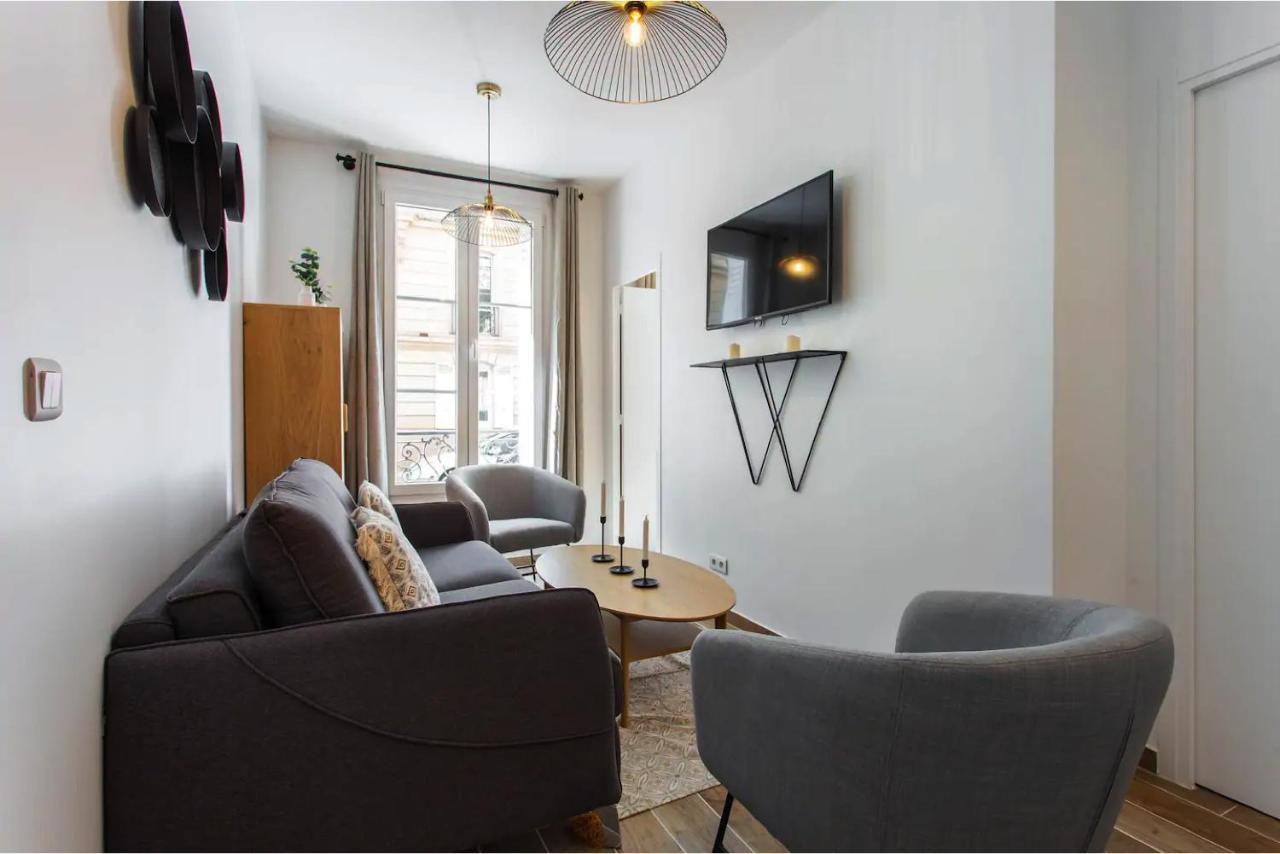 Cmg Place De Clichy - Metro Europe Apartman Párizs Kültér fotó